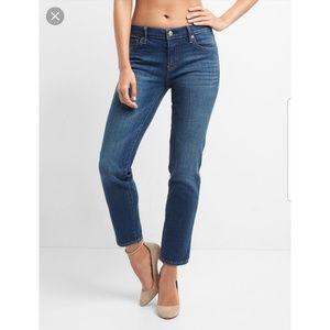 Gap real straight Jean's dark indigo wash